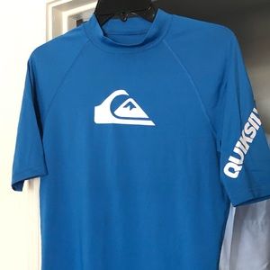 Quicksilver rash guard